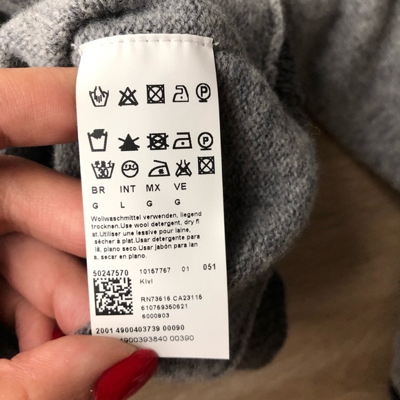 Hugo Boss Sweater - Picture 3 of 3